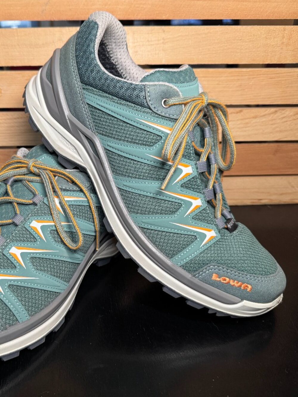 LOWA Women's Innox Pro GTX Lo Ws Conifer Hiking Shoes Size 9.5 NWOB $215